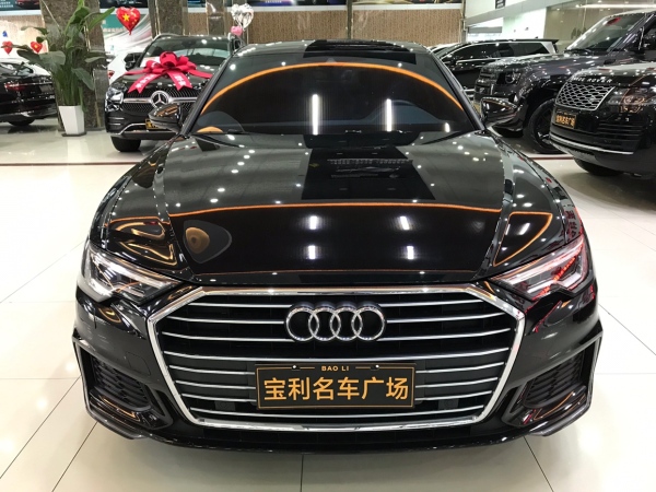 奥迪 奥迪A6L  2022款 45 TFSI 臻选动感型