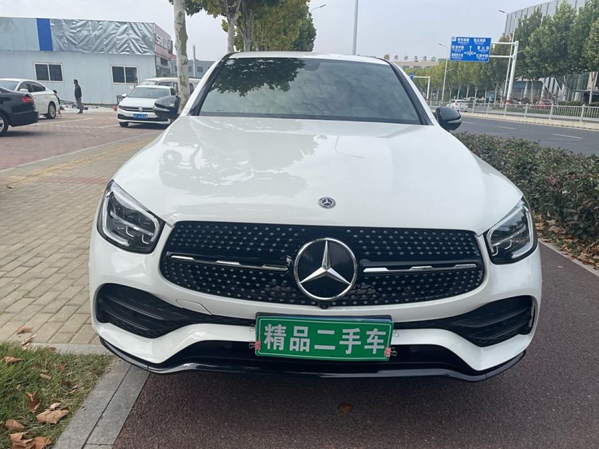 2020年1月奔馳 奔馳GLC  2023款 改款 GLC 260 4MATIC 轎跑SUV