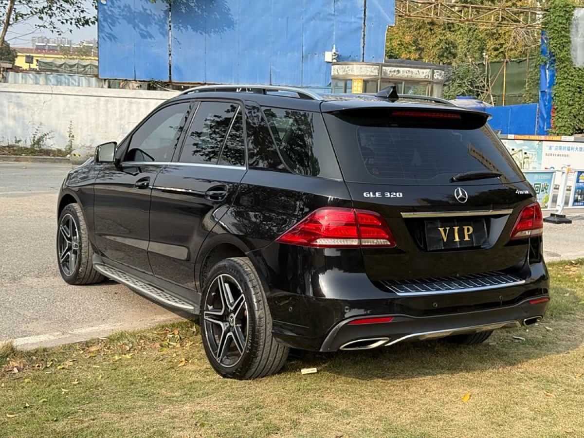 奔馳 奔馳GLE  2016款 GLE 320 4MATIC 動感型圖片