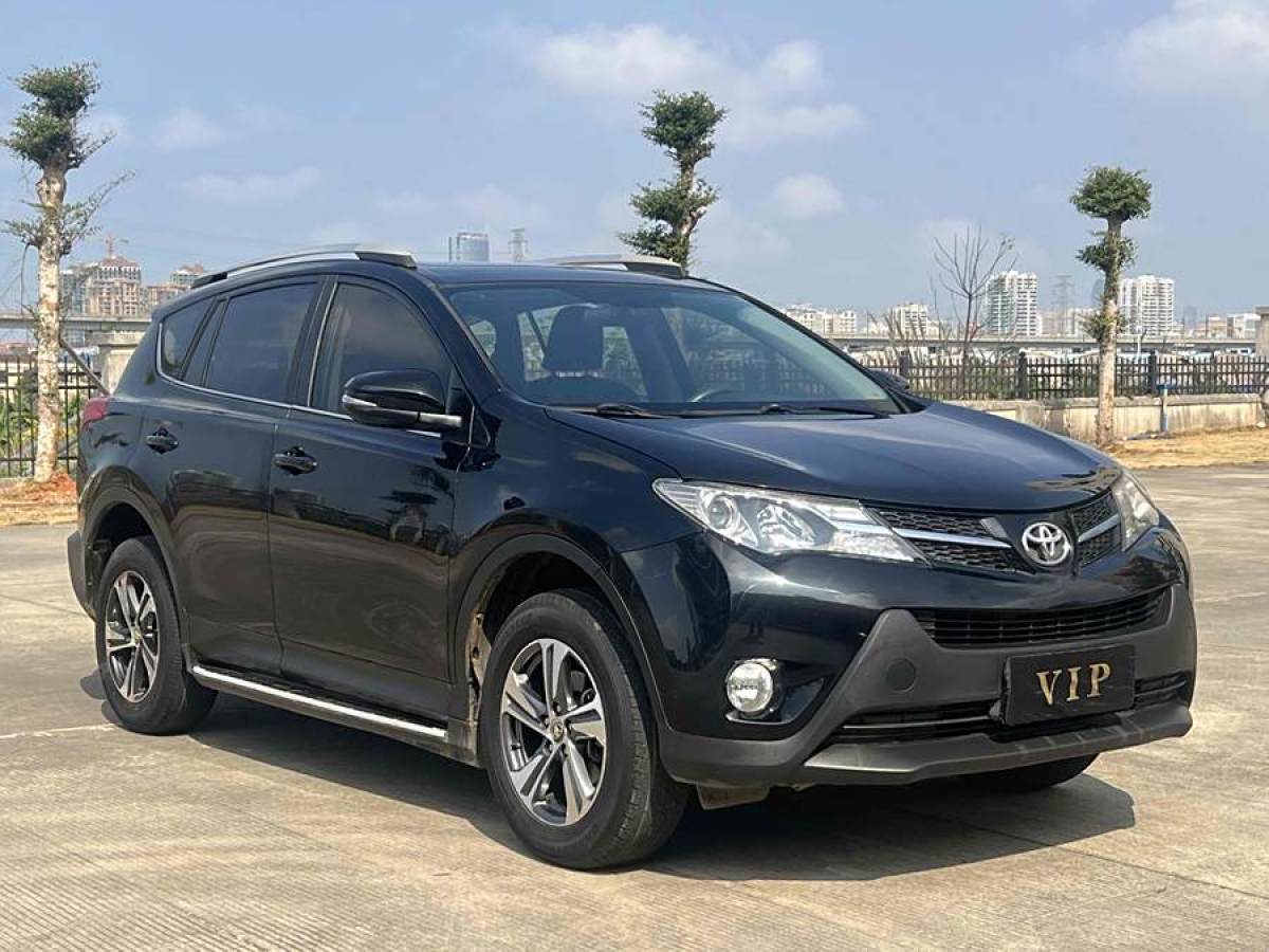 豐田 RAV4榮放  2015款 2.0L CVT兩驅(qū)風(fēng)尚版圖片