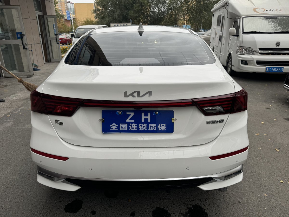 起亞 K3  2021款 改款 1.5L CVT時(shí)尚版圖片