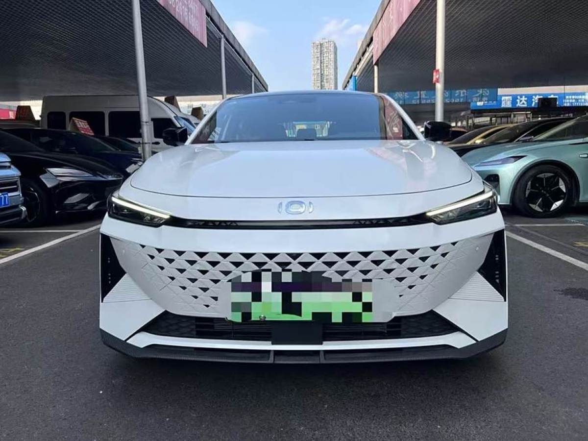 長(zhǎng)安 長(zhǎng)安UNI-V 智電iDD  2023款 智電iDD 1.5T 113km智趣型圖片