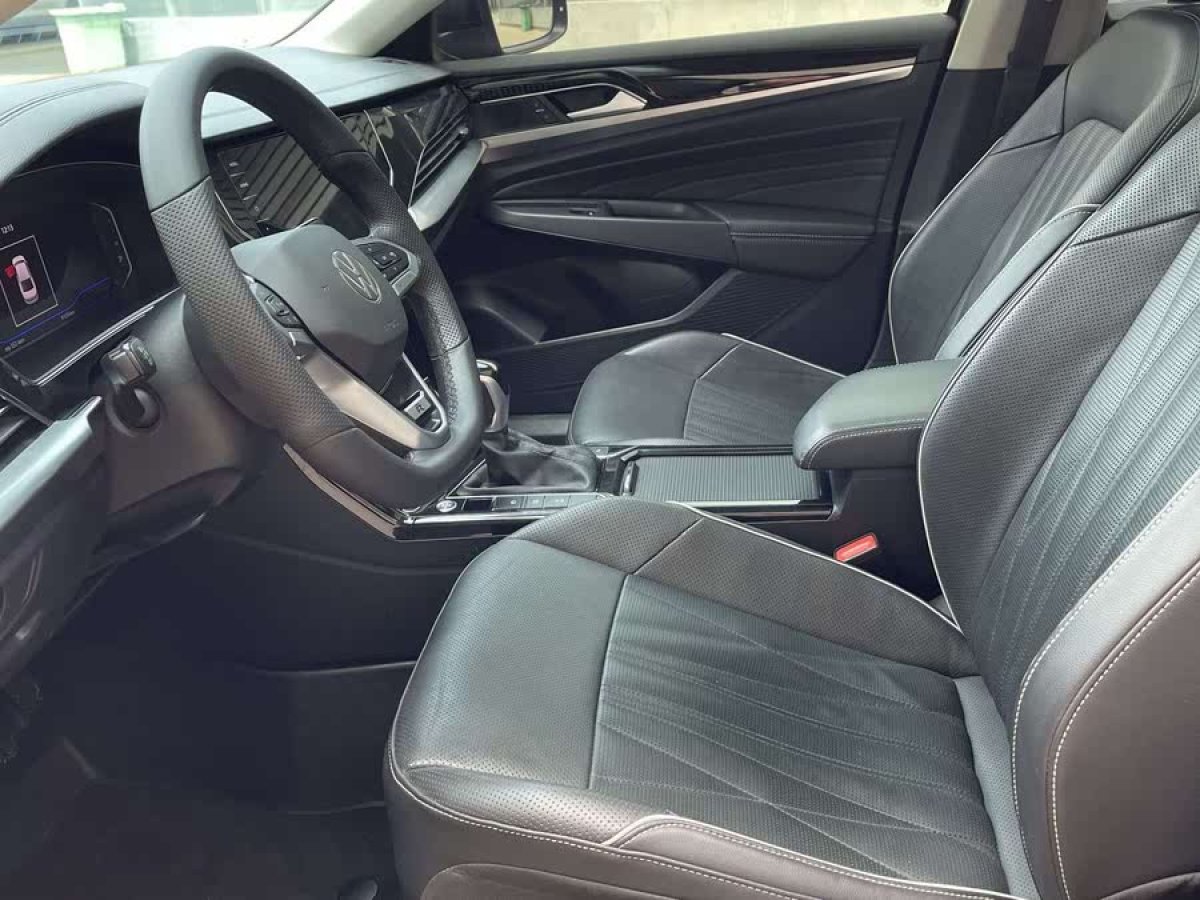 大眾 帕薩特  2022款 330TSI 豪華版圖片
