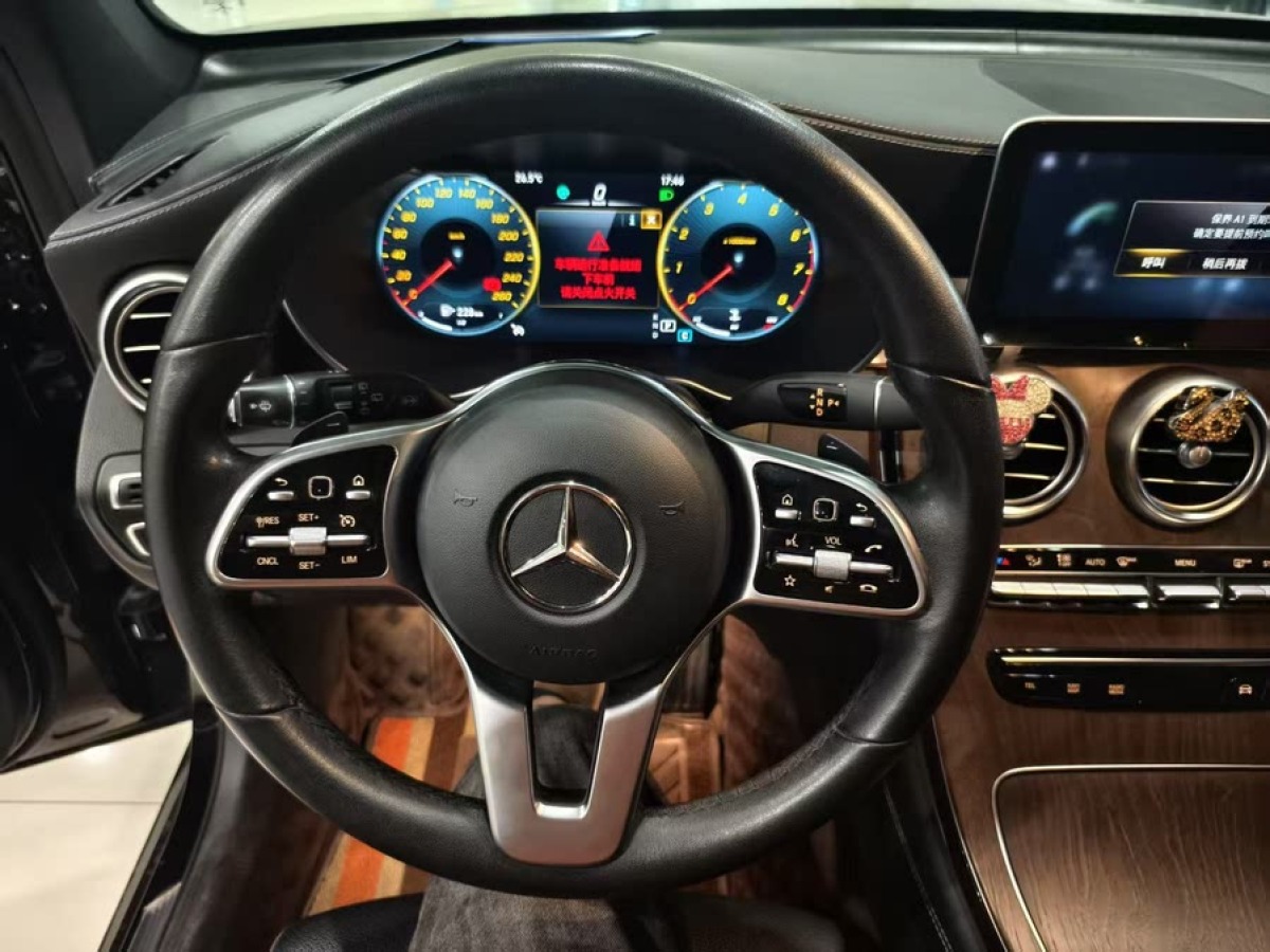 奔馳 奔馳GLC  2025款 改款 GLC 260 L 4MATIC 豪華型圖片