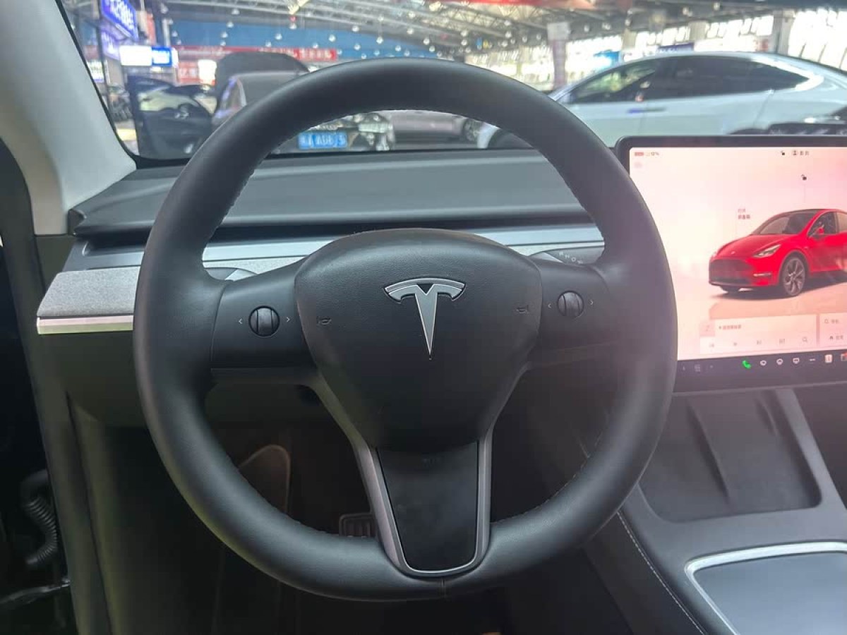 特斯拉 Model Y  2023款 后輪驅(qū)動版圖片