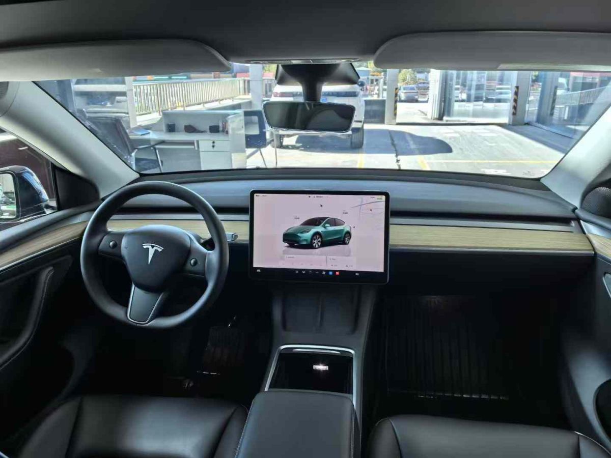 特斯拉 Model S  2023款 三電機全輪驅(qū)動 Plaid版圖片