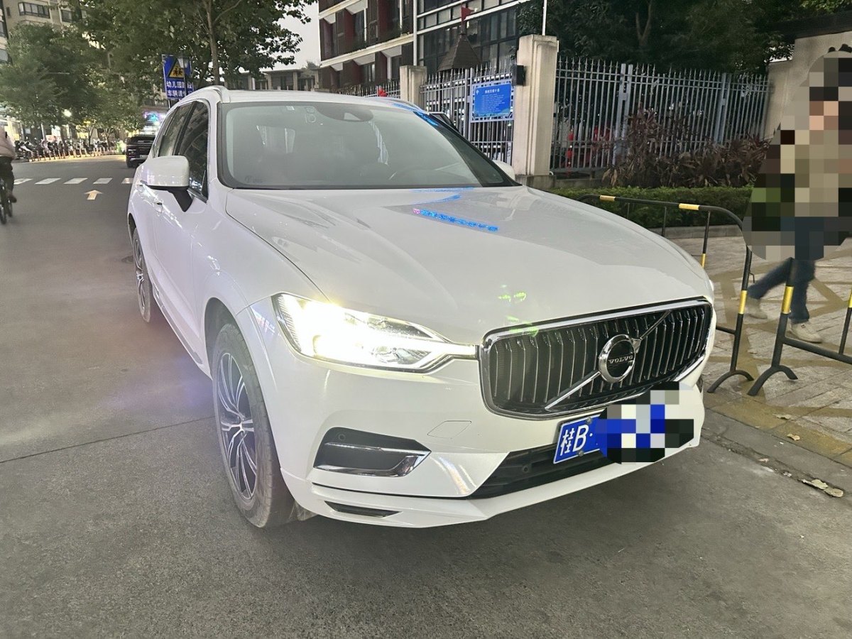 沃爾沃 XC60  2020款 T5 四驅智遠豪華版圖片