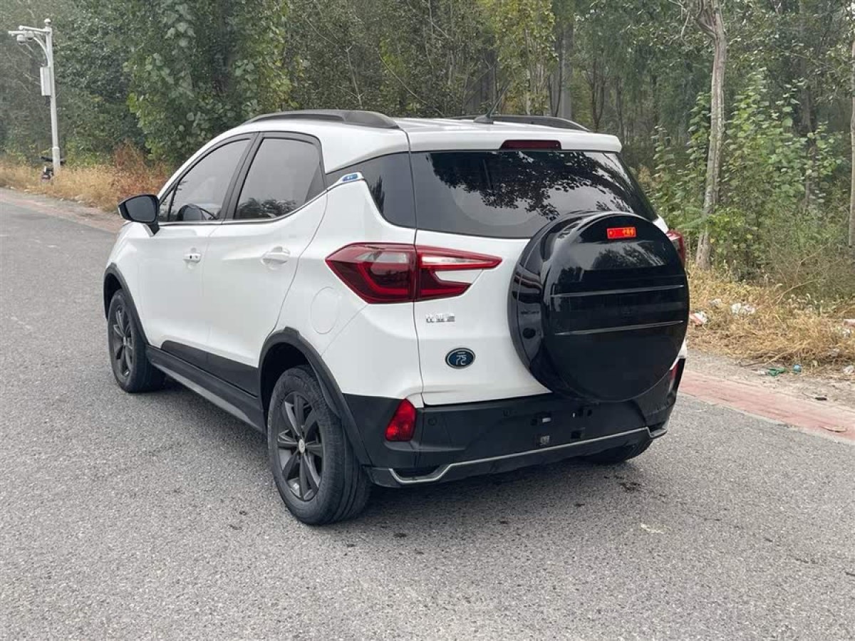 比亞迪 元新能源  2018款 EV360 智聯(lián)創(chuàng)酷型圖片