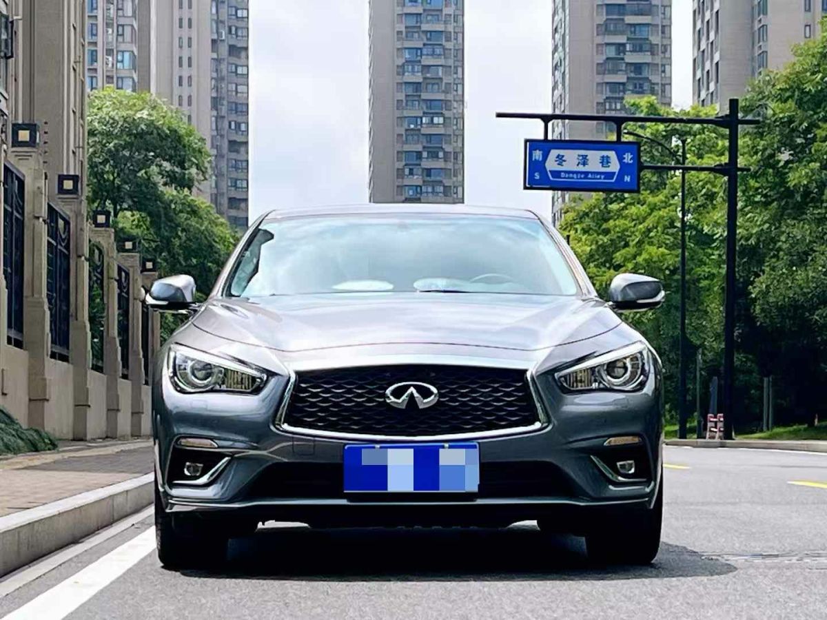 英菲尼迪 Q50L  2021款 2.0T 豪華版圖片