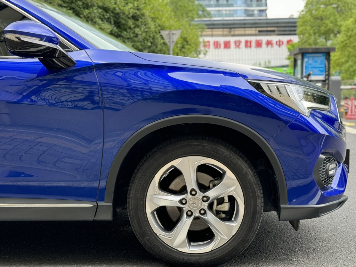 謳歌 CDX  2019款 1.5T 兩驅(qū)尊享版圖片