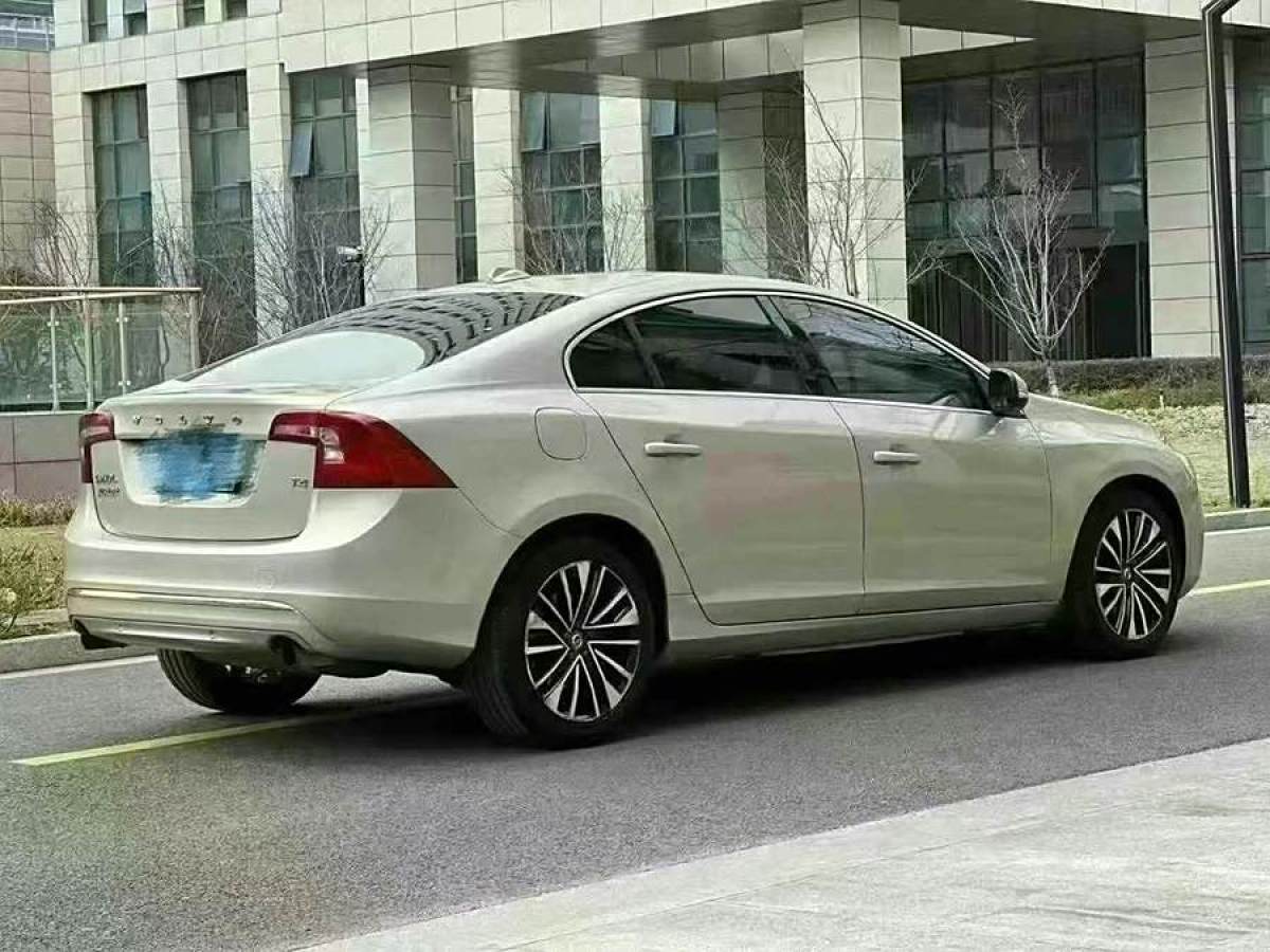 沃爾沃 S60  2017款 L 2.0T T4 智遠(yuǎn)版圖片