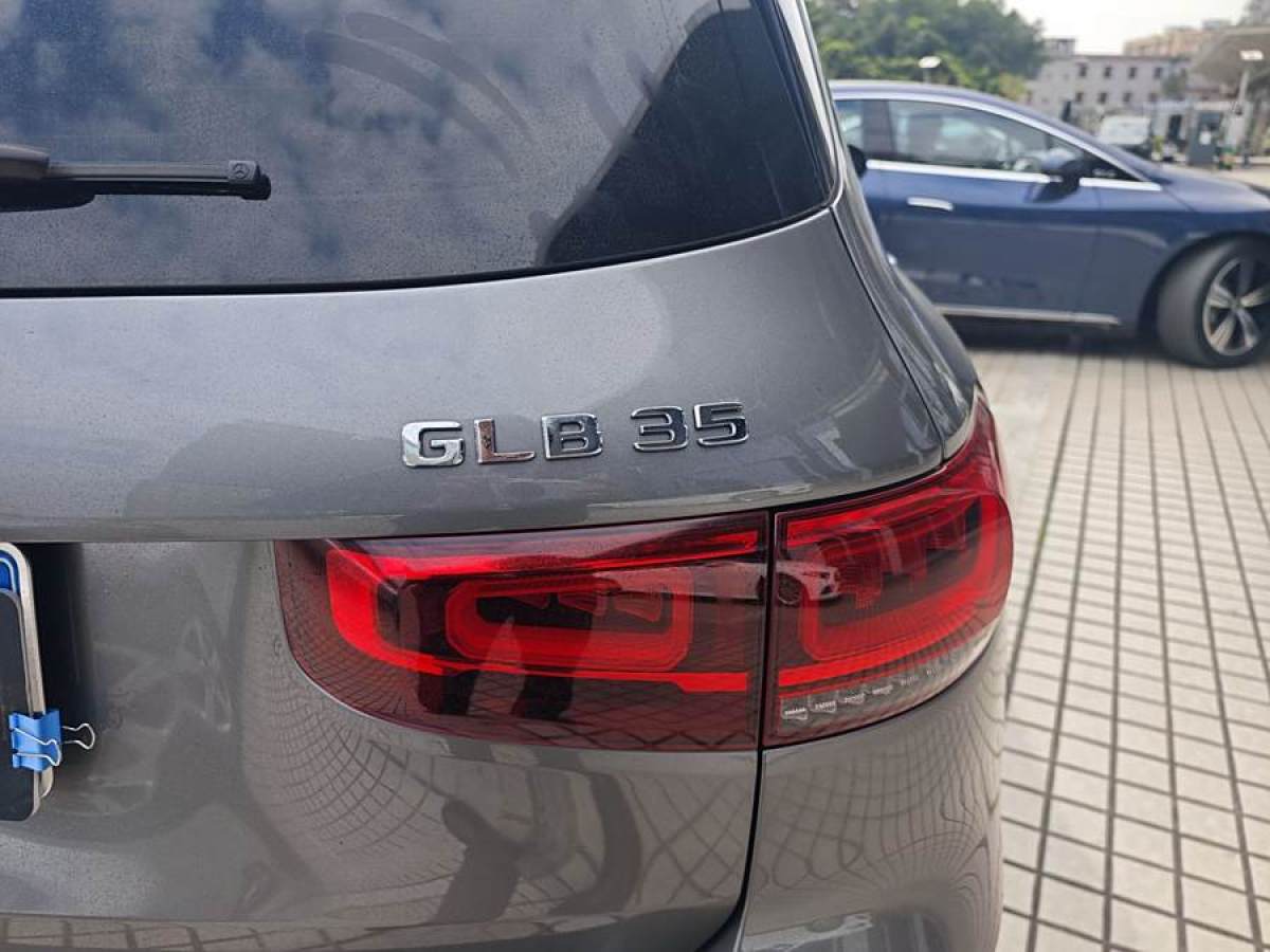 奔馳 奔馳GLB AMG  2023款 AMG GLB 35 4MATIC圖片