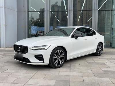 2021年1月 沃爾沃 S60L T4 智遠(yuǎn)運(yùn)動版圖片