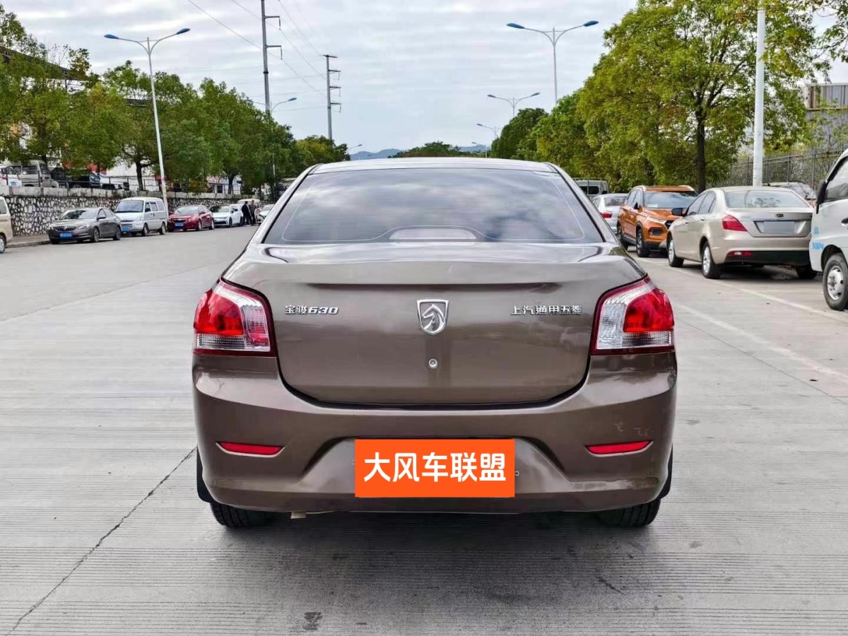 寶駿 630  2014款 1.5L 手動(dòng)標(biāo)準(zhǔn)型圖片