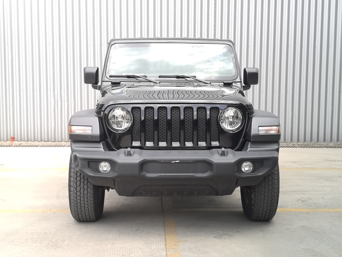 Jeep 牧馬人  2019款 2.0T Sahara 兩門版 國VI圖片