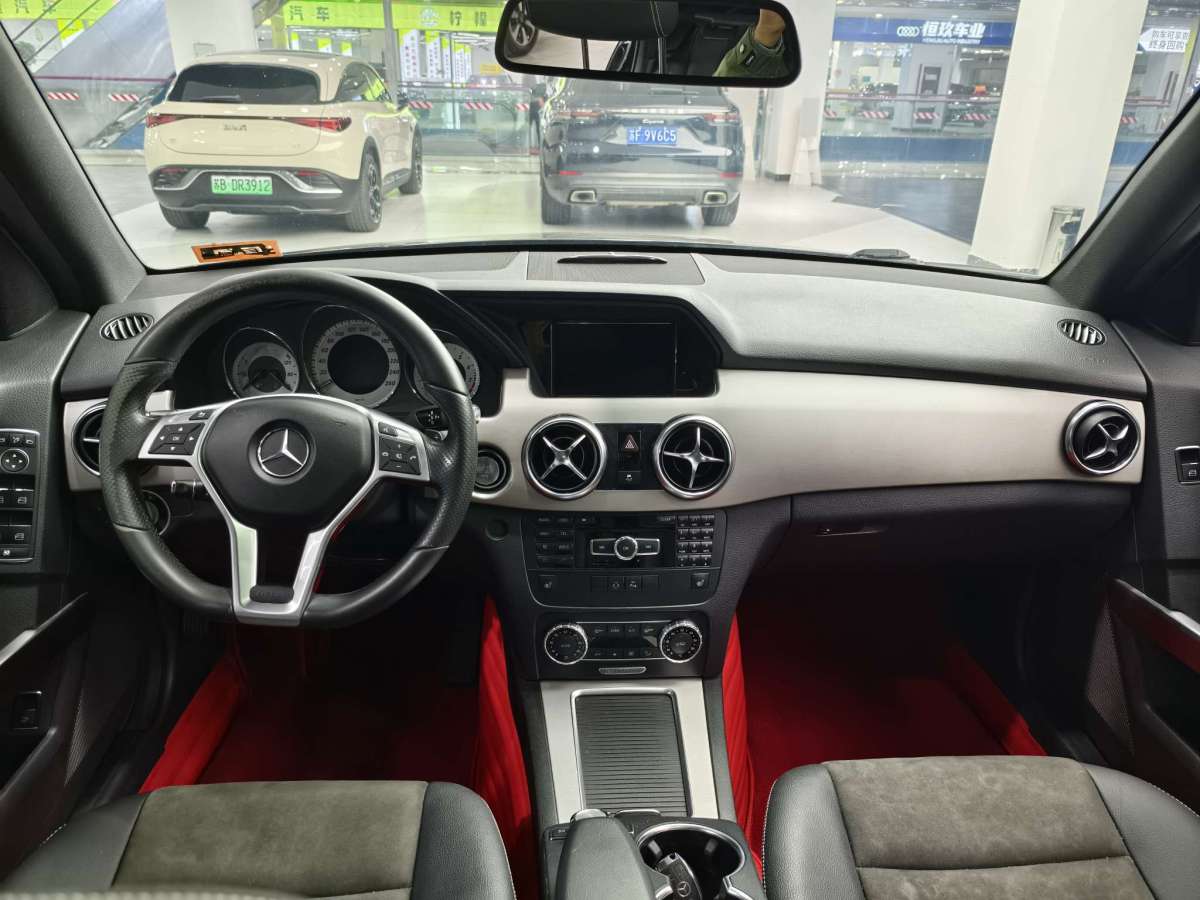 奔馳 奔馳GLK級(jí)  2015款 GLK 300 4MATIC 時(shí)尚型 極致版圖片