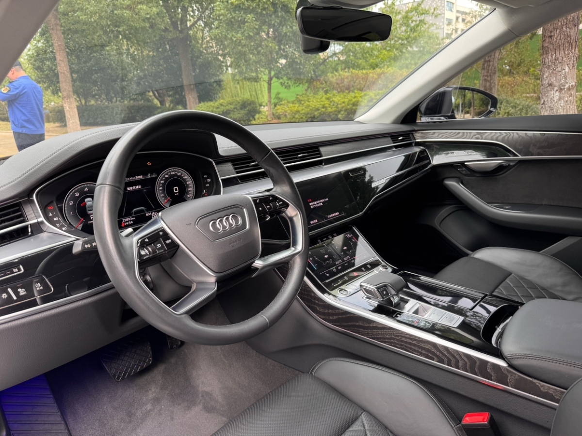 2021年6月奧迪 奧迪A8  2021款 A8L 50 TFSI quattro 舒適型