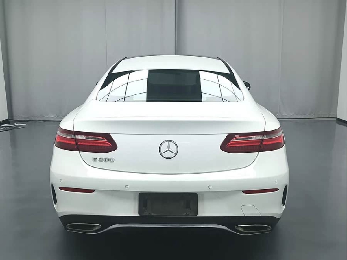 奔馳 奔馳E級  2018款 E 200 轎跑車圖片