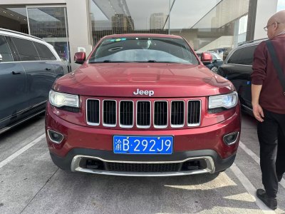 2015年4月 Jeep 大切諾基(進口) 3.0TD 柴油 舒享導(dǎo)航版圖片