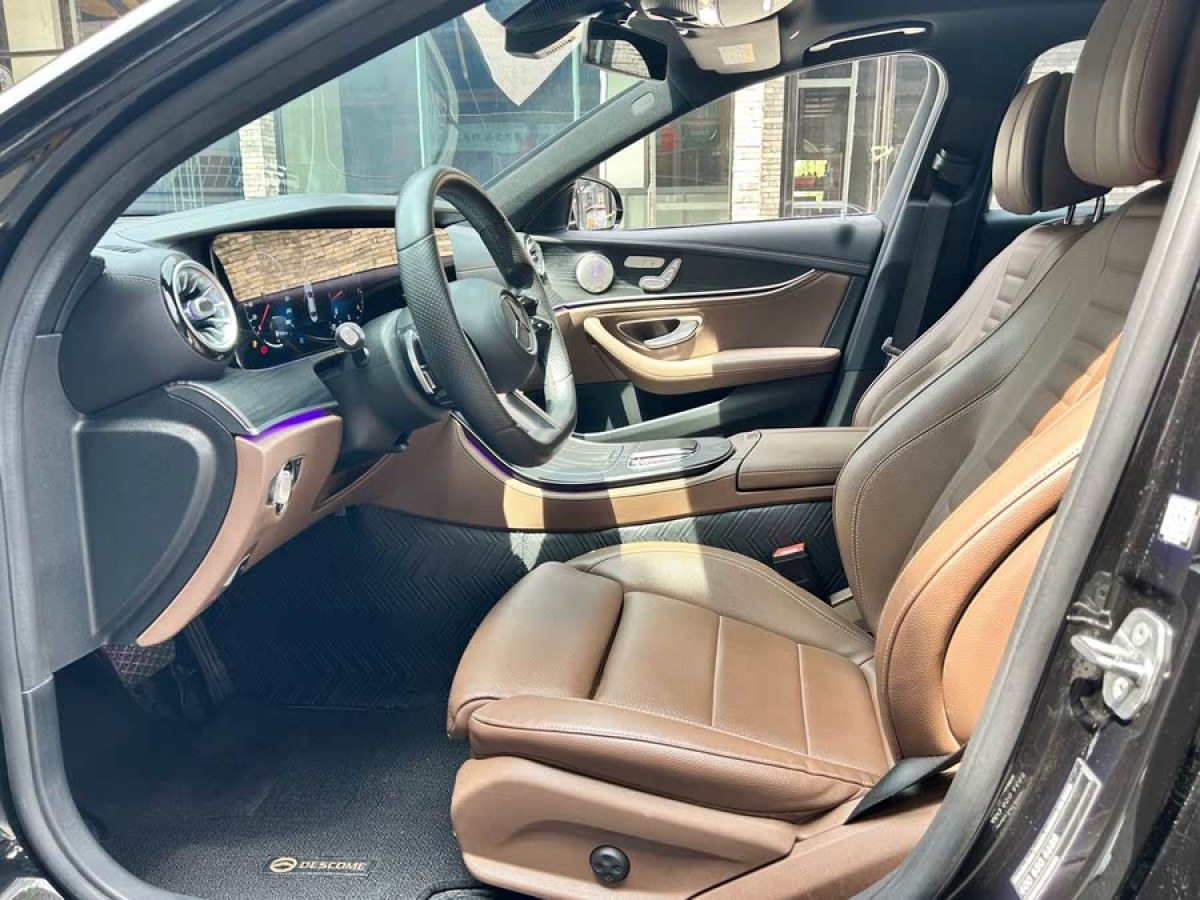 奔馳 奔馳E級  2022款 改款 E 300 L 時尚型圖片