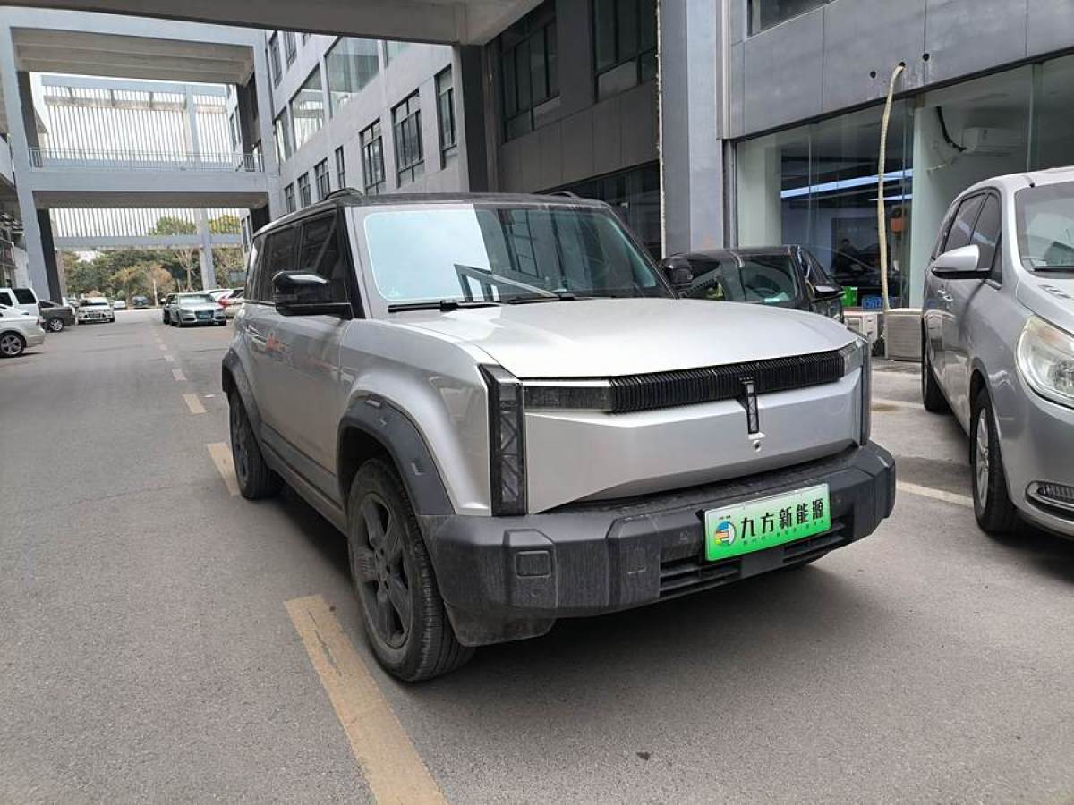 iCAR 奇瑞iCAR 03  2024款 501km 兩驅(qū)長(zhǎng)續(xù)航版圖片