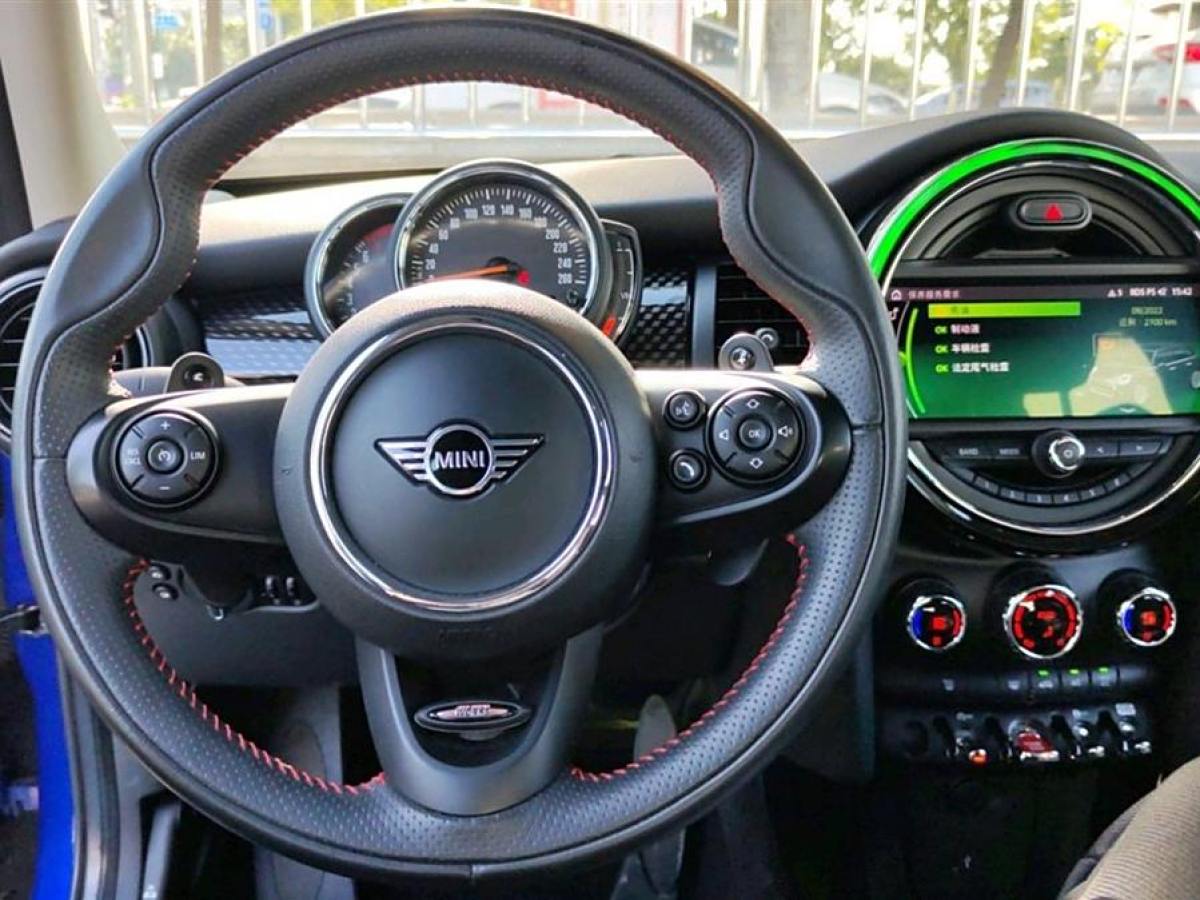 MINI MINI  2020款 2.0T COOPER S 經(jīng)典派 五門版圖片