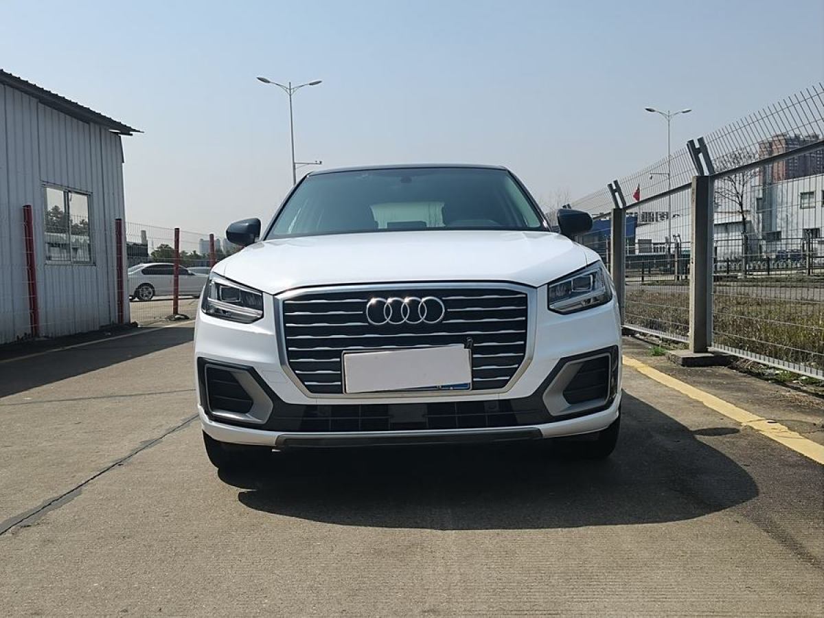 2019年5月奧迪 奧迪Q2L  2024款 35TFSI 時尚致雅型