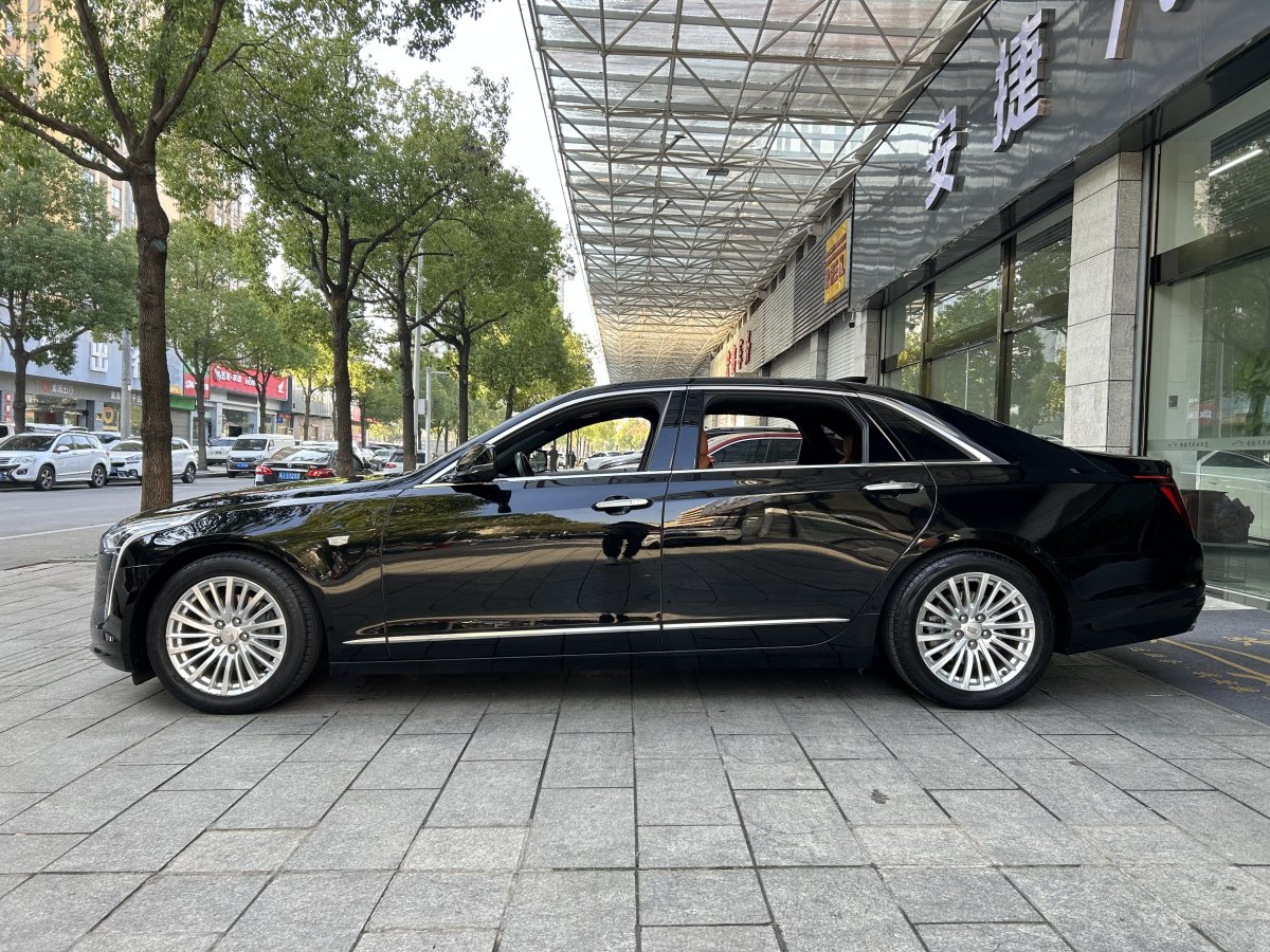 凱迪拉克 CT6  2023款 28T 豪華型圖片