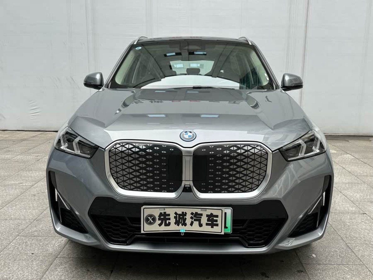 寶馬 寶馬iX1  2023款 xDrive30L M運(yùn)動(dòng)套裝圖片