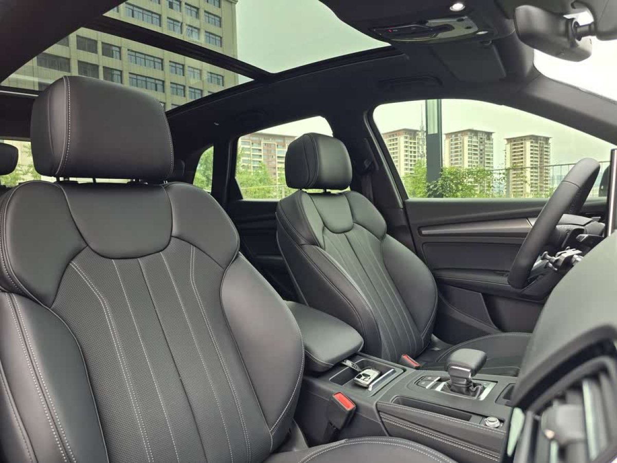 奧迪 奧迪Q5L  2024款 40 TFSI 豪華動感型圖片