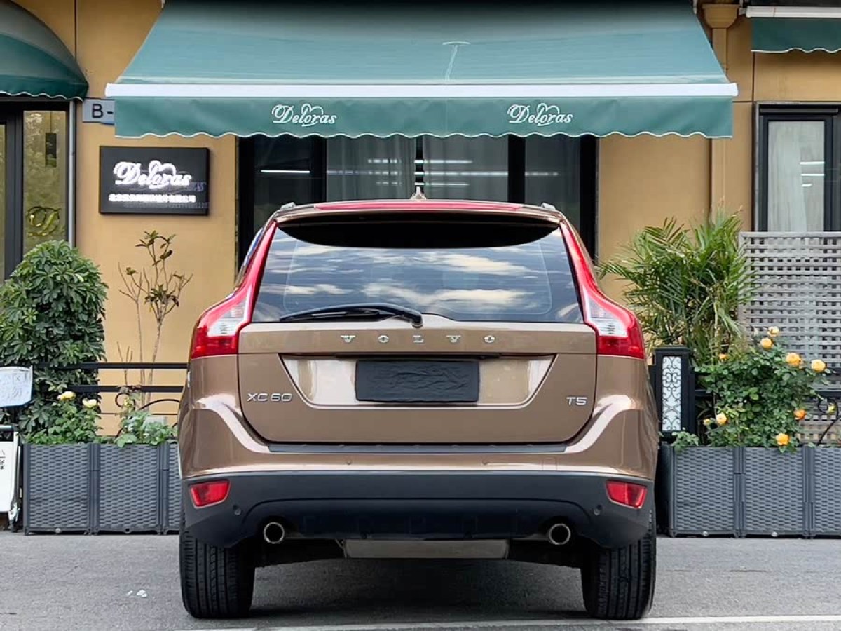 沃爾沃 XC60  2013款 T5 舒適版圖片