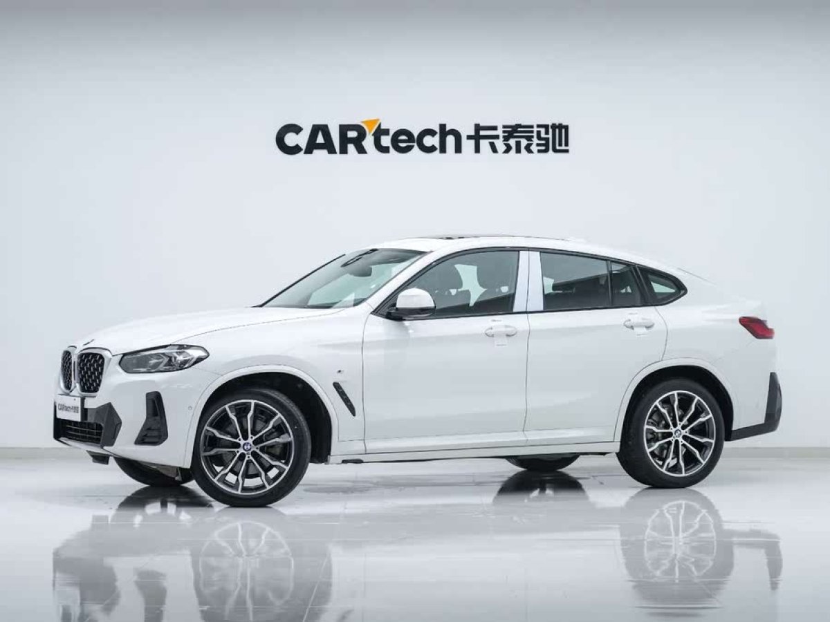 寶馬 寶馬X4  2022款 xDrive 30i M運(yùn)動(dòng)套裝圖片