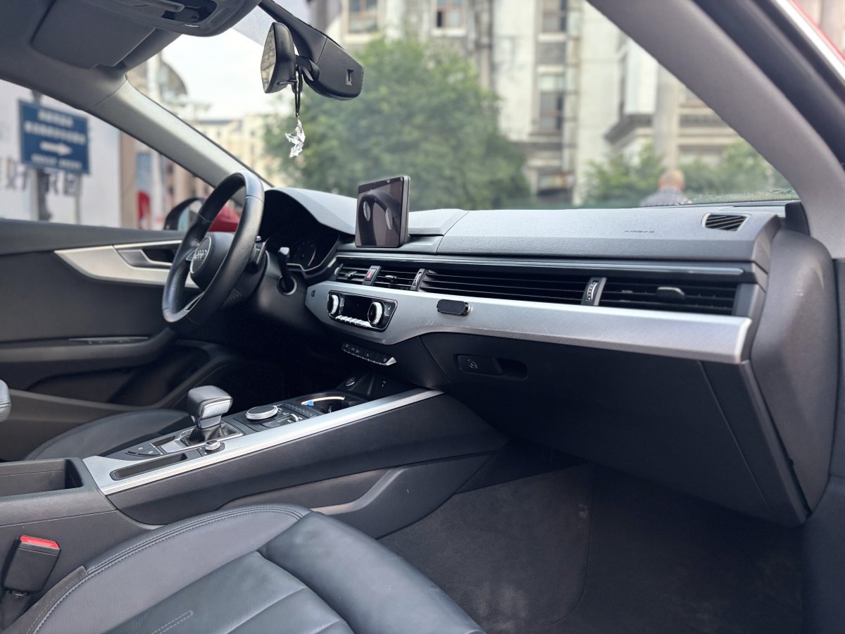 奧迪 奧迪A5  2017款 Sportback 40 TFSI 時尚型圖片