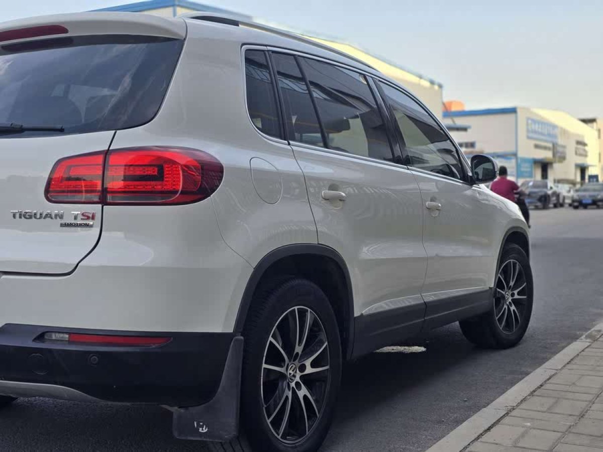 大眾 途觀  2013款 1.8TSI 自動四驅(qū)豪華型圖片