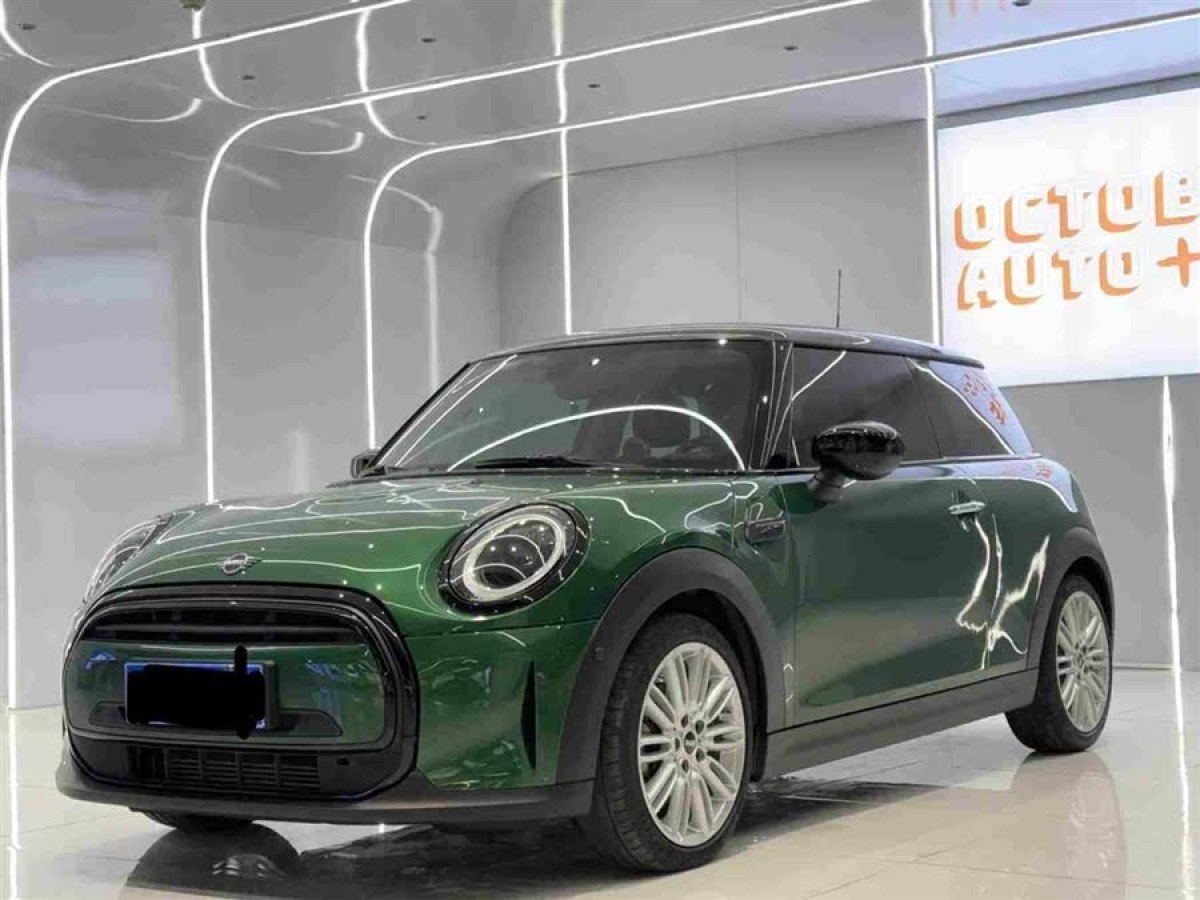 MINI MINI  2022款 改款 1.5T COOPER 經(jīng)典派圖片