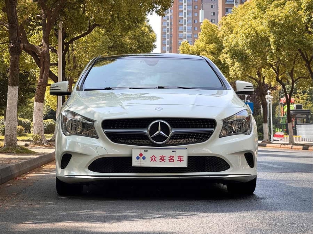奔馳 奔馳CLA級(jí)  2017款 改款 CLA 180圖片