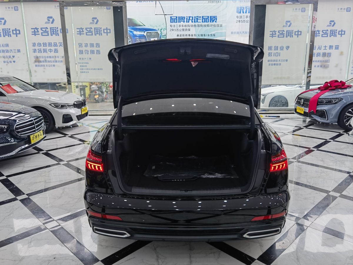 2021年5月奧迪 奧迪A6L  2021款 45 TFSI 臻選動感型