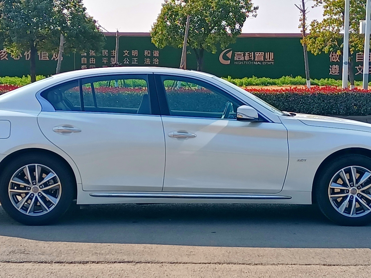 英菲尼迪 Q50L  2018款  2.0T 舒適版 國VI圖片