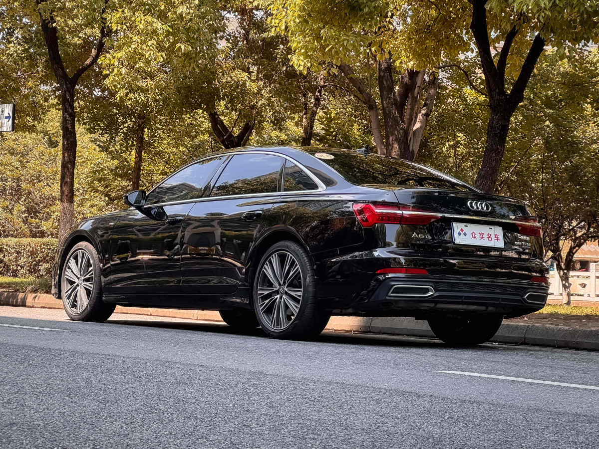 奧迪 奧迪A6L  2022款 55 TFSI quattro 旗艦動(dòng)感型圖片