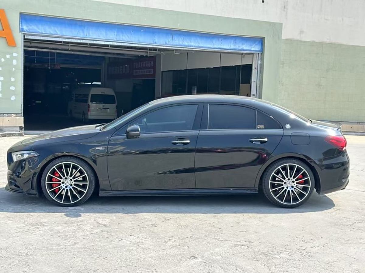 奔馳 奔馳A級AMG  2023款 AMG A 35 4MATIC圖片