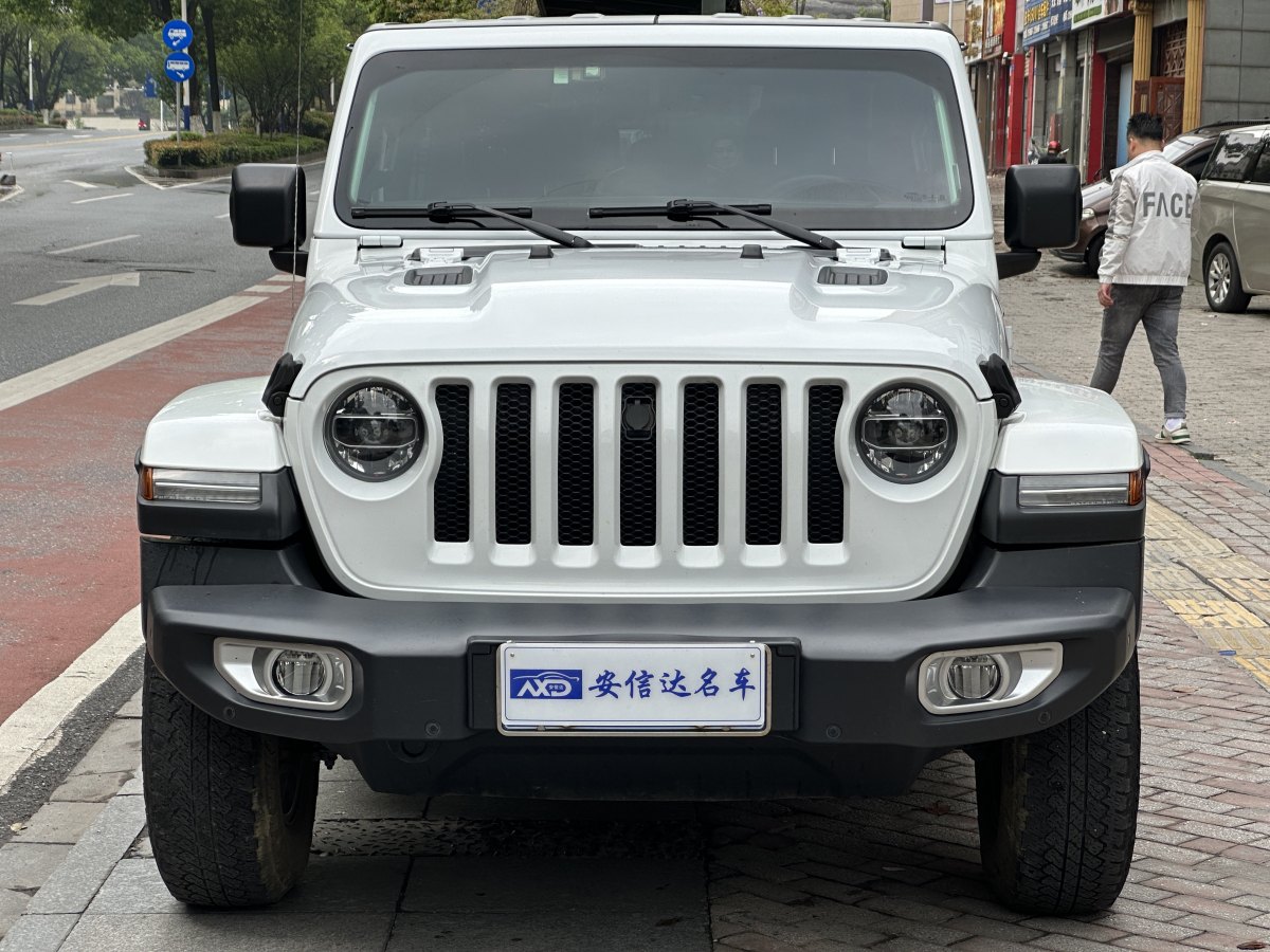 2019年4月Jeep 牧马人  2018款 2.0T Sahara 四门版