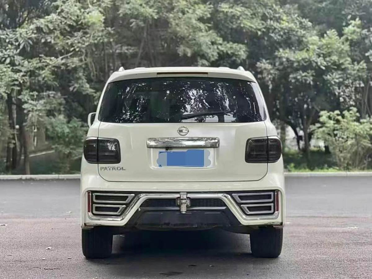 日產(chǎn) 途樂  2018款 4.0L 旗艦型圖片