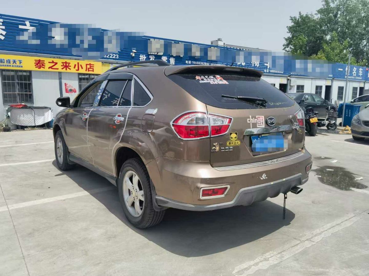 比亞迪 S6  2012款 2.0L 手動(dòng)豪華型圖片
