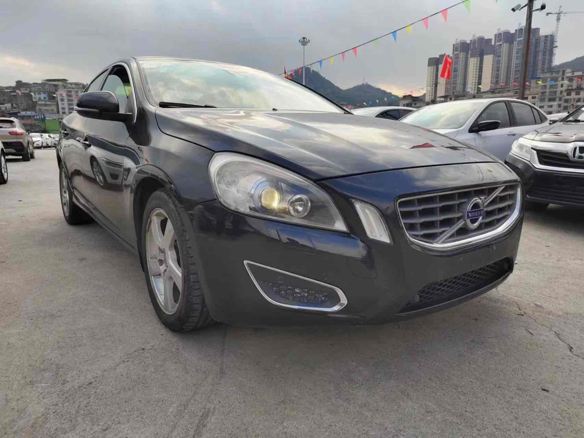 沃爾沃 S60  2013款 T5 舒適版圖片