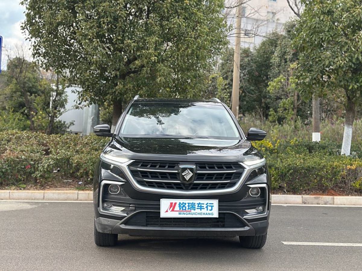 寶駿 530  2019款  1.5T CVT尊貴型 國VI圖片