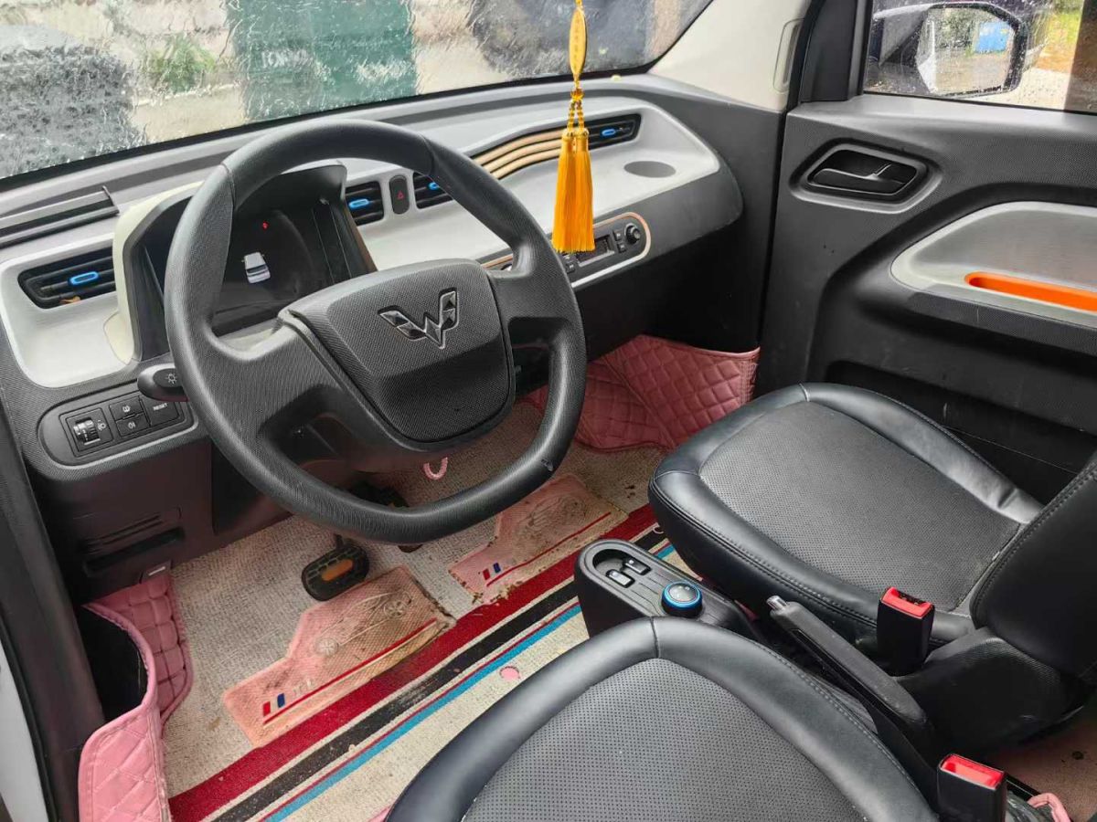 五菱 五菱宏光V  2021款 1.5L勁取版封窗車LAR圖片