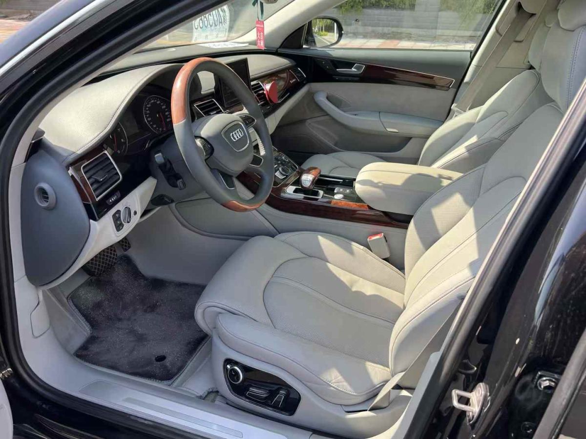 奧迪 奧迪A8  2012款 A8L 45 TFSI quattro舒適型圖片