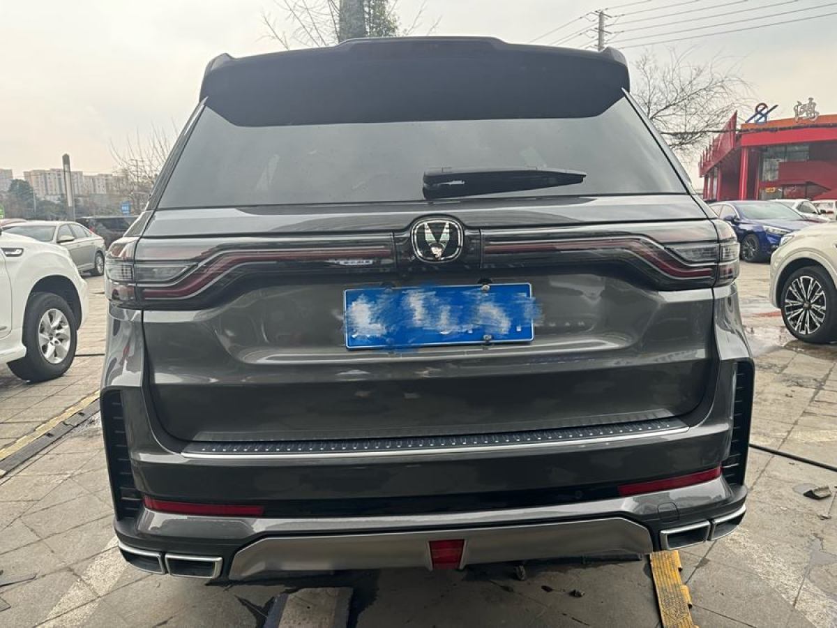 長(zhǎng)安 CS95  2023款 2.0T 兩驅(qū)豪華型PLUS圖片