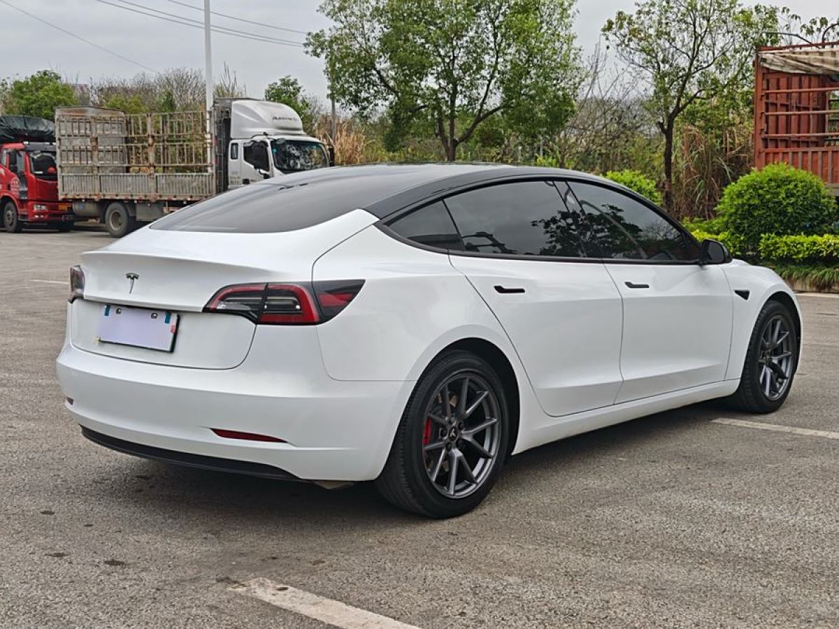 特斯拉 Model Y  2022款 改款 后輪驅(qū)動(dòng)版圖片