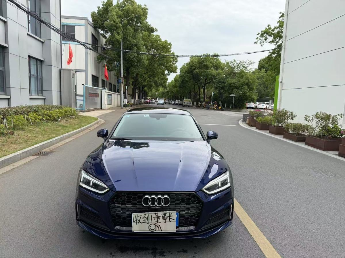 奧迪 奧迪A5  2019款 Sportback 40 TFSI 時(shí)尚型圖片